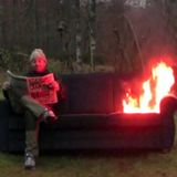 On the Sofa by a Fire (folk/jazz/r'n'b/triphop/classical) - www.mentalfloss.ca