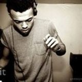 Mi Casa Series 001 : Perry Louis