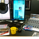 Some quare mix of music today - The Kinks, Kosheen, Bríd Harper, Andy Lamy, Bing Crosby. WHAT A JAM!