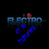 IT`S DJTAVO STAND UP AND LETS SHUFFLE
