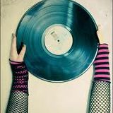 Retrovibes by Mikel García ...new tunes...old style