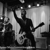 Vattnet Viskar and Tombs on false black metal, black t-shirts and black coffee