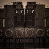 Low frequencies mix 003 (Deep house selection) by Uzi