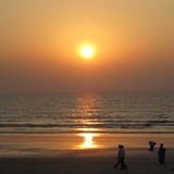 Lounge Cast #2 Juhu Beach, Mumbai
