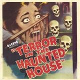 TERROR IN THE HAUNTED HOUSE - Halloween Mix