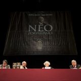 Elena Poniatowska en la presentación de "NEOPORFIRISMO, hoy como ayer" de AMLO
