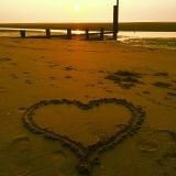 Quatro (Volumen Uno) Chasing The Sun