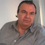 Gil Gomes nega abandono e dificuldade financeira.