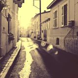 Road to East