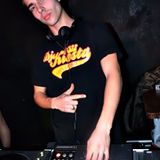 New Mix CALIENTE REGGAETON JUIN 2012 BY DEEJAY KIESTA