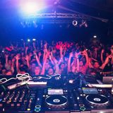DJ BennyHy Live in the mix on LWR Radio 17th August 2013 - Hotter than hot baby.