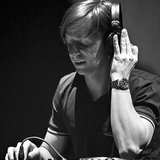Martin Solveig - C'est La Vie (Alpha Radio) • 22 April 2010