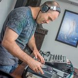 ANDRESOUND - Electroweekend (Radio Hits Abril 2011 Mixed By Dj Andresound)