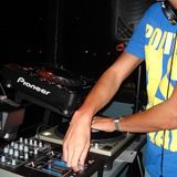 Live @ Tunz Volume 3 - DJ Mooch vs. Chase B.