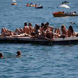 GENerator#7 Lake People