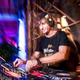 Dj Arthouse-Goodbye March(live)