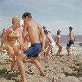 Pickin' Up The Trash - 60 minutes of rockin' & surfin' garage sounds