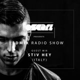 Oscar L Presents - DMiX Radioshow Feb 2016 - Guest DJ - Stiv Hey (Italy)