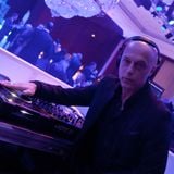 DJ Leon El Ray present the Short side of the Lounge