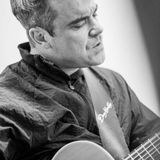 Robbie Williams Live From Stuttgart 11/08/13
