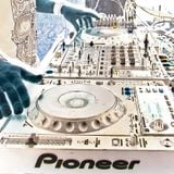 Deep-House a bit of tech!!!!!!