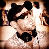 WesLeY CaSaLi - Promo Set - Deep Tech House - (Exclusive Janeiro 2013)