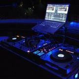 Dj Aom