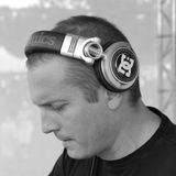 1998-02-14 Dj Remy at Lovequest Het Kasteel Alphen