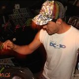 dubduster - warming up the dance floor (2012)