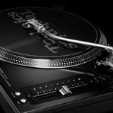 dj jeremy-icon presents mixed wiht a broken pitch