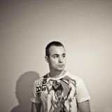 Simon G (Estonia) @ Resident Night 6 (2.12.2011, Club Ibiza, Tallinn)