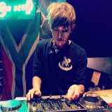 EDM Dj E.N Radio NO.5
