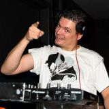 Dj Vince Goes "Chill Hed Grooves"