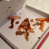 Toast - Rikke får en pizza opkaldt efter sig - og Kongen af Tinder indtager Genlüd