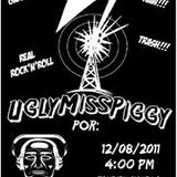 Iztapalabra entrevista a Ugly Miss Piggy el día 12 08 2011 por Radio Faro 90.1 fm!!