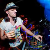 Ramon Crepaldi Playing Pop