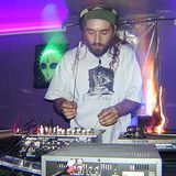 Fran Acuña Kicks out Chicks on Speed 13-05-2005