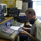 Steve Davis - Interesting Alternative Show on Phoenix FM (Max Tundra Special) 05.09.11