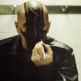 VINT-I-VUIT / El cant de les ombres