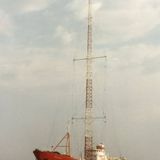 invalbeurt bij radio Monique 963 met 3 om 3 omdat meneer Molenaar een vrije dag had.