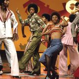 Lovestrut Avenue Vol 07 - Alive and Well