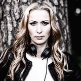DJane Nikaa - Inside My Veins