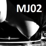 MJ02