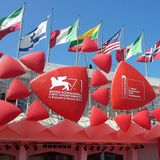 Venezia 71, A spasso per il Lido #2 | Arrivano le prime stelle: Wilson & Garfield