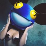 Eric Prydz vs Deadmau5 - Moar Pjanoo N Stuff(iScreem Bootleg)