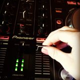 Dee at the Controls: Dnb Mix by Jocelyn Dee - June 2015