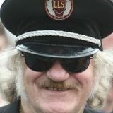 Vytautas Šustaukas riebiai keikiasi tiesioginiame eteryje (Bet mes jį vis tiek mylim)