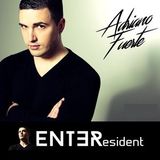ENTƎResident: Adriano Fuerte 090
