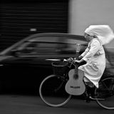 InSein Radio - While Our Guitar Gently Weeps