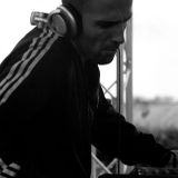 Oliver in the Mix (08-2014)